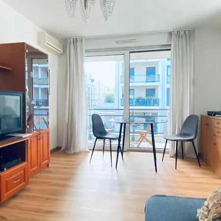 Citycosy Orangerie 2 Pièces En Face De Parc De L'orangerie Avec Un Parking Souterrain, Netflix Compris Appartement Strasbourg