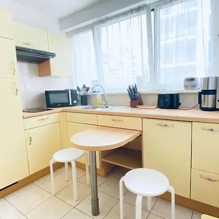 Citycosy Orangerie 2 Pièces En Face De Parc De L'orangerie Avec Un Parking Souterrain, Netflix Compris