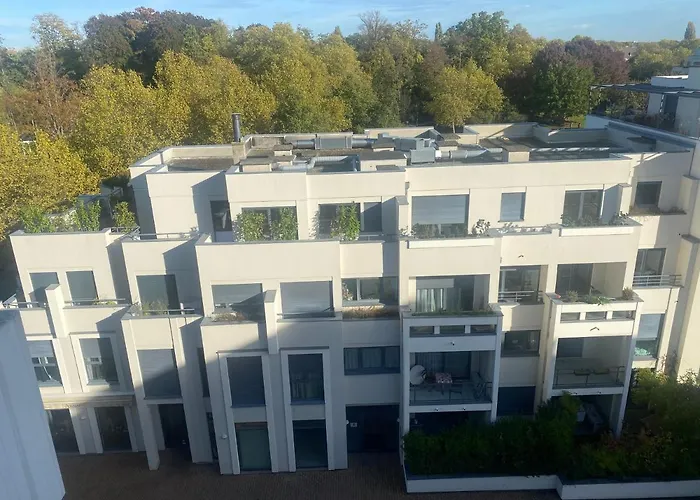 Citycosy Orangerie Superbe 2 Pieces Calme Face Au Parc L'orangerie, Parking Souterrain Privatif, Wi-fi & Netflix Inclus * שטרסבורג